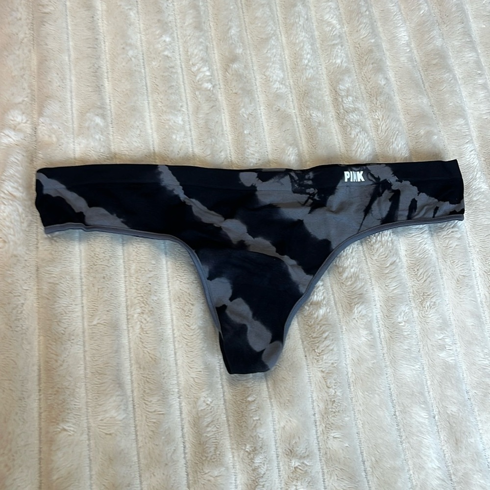 VS PINK panties